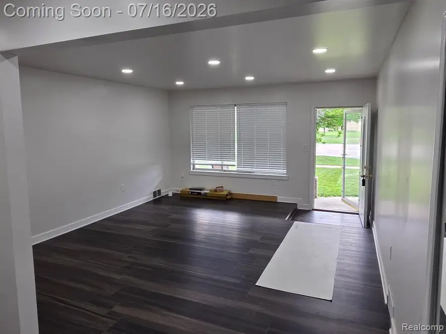 12872 14 Mile Road, Warren, MI 48088 - #3