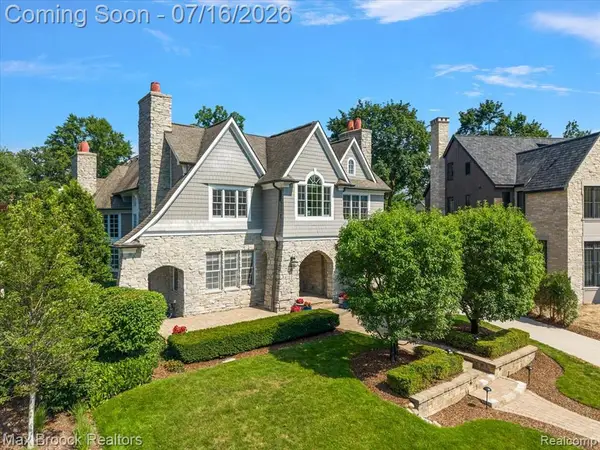 620 Lakeside, Birmingham, MI 48009