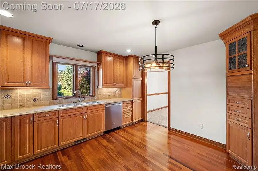 43909 Welland, Clinton, MI 48038 - #3