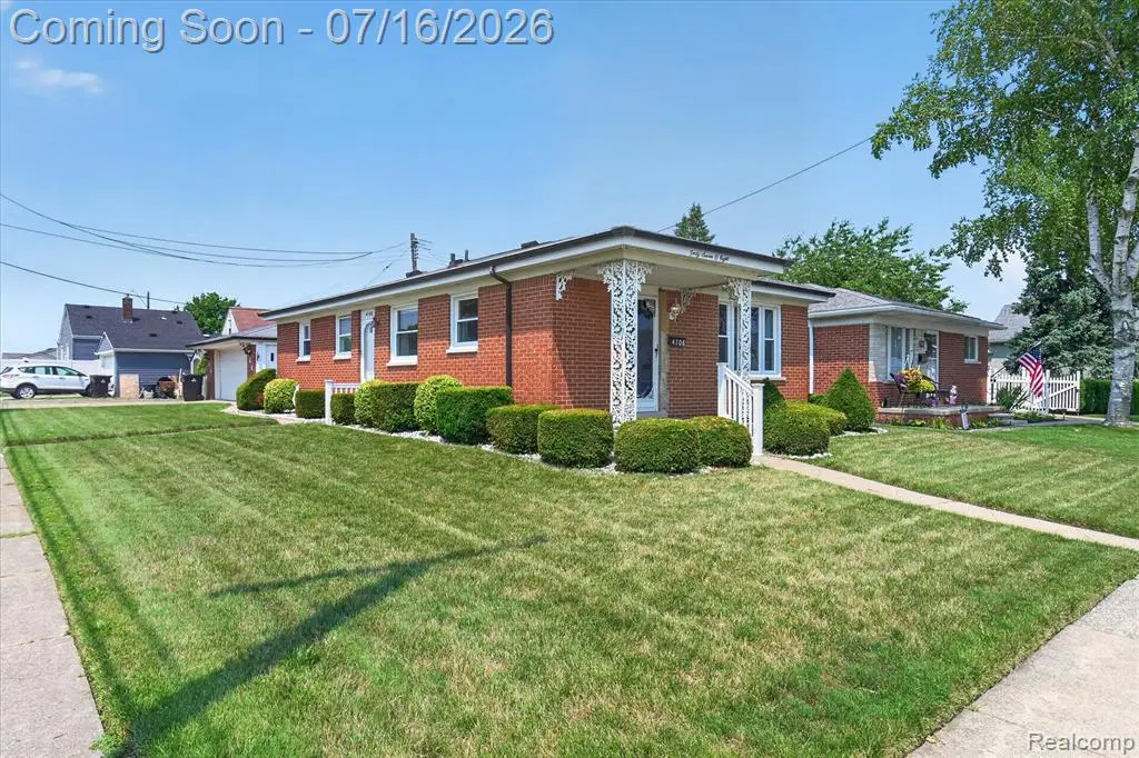4708 16th, Wyandotte, MI 48192 - #1