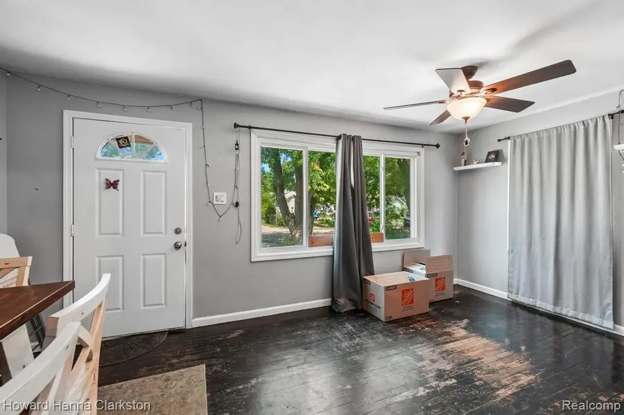 1017 Lakeview, Waterford, MI 48328 - #2