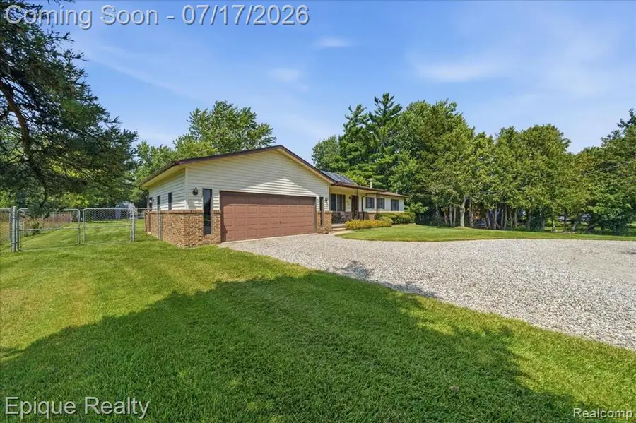 555 E Square Lake, Troy, MI 48085 - #3