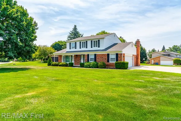 8506 Orchardview, Washington, MI 48095