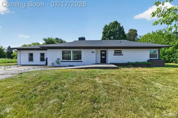 5200 Lapeer, Burton, MI 48509