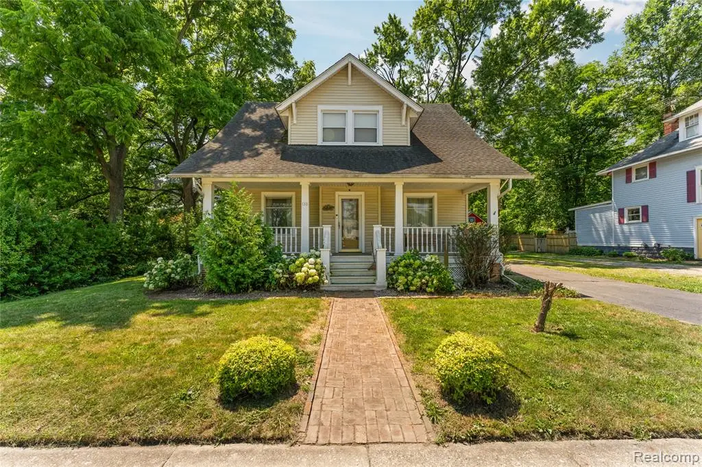 138 E Square Lake, Troy, MI 48085 - #1