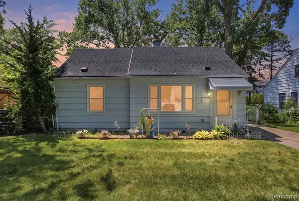 10401 Albany, Oak Park, MI 48237