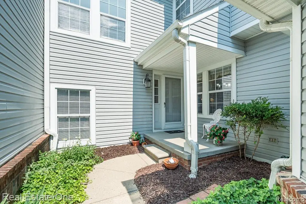 5936 Creekside #87, Troy, MI 48085 - #1