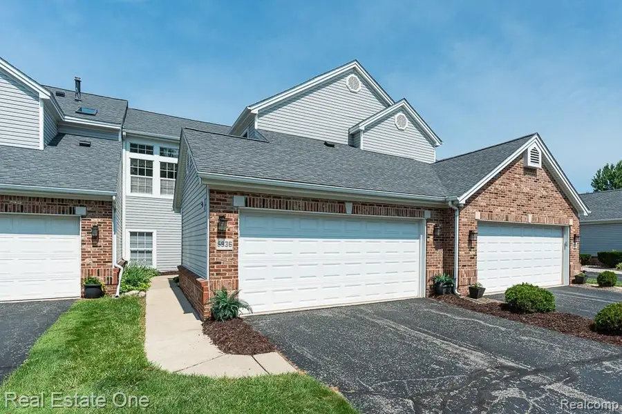 5936 Creekside #87, Troy, MI 48085 - #2