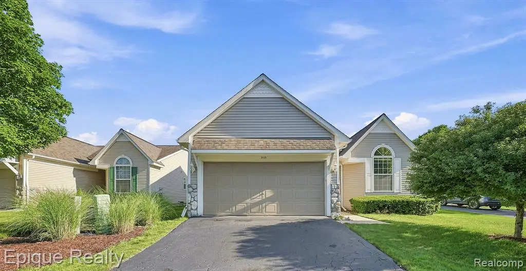 919 Rikki Ann, Wixom, MI 48393 - #1