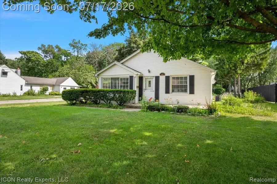 3666 Capitol, Warren, MI 48091 - #3