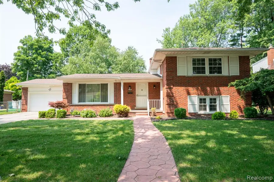 1880 Waverly, Trenton, MI 48183 - #2