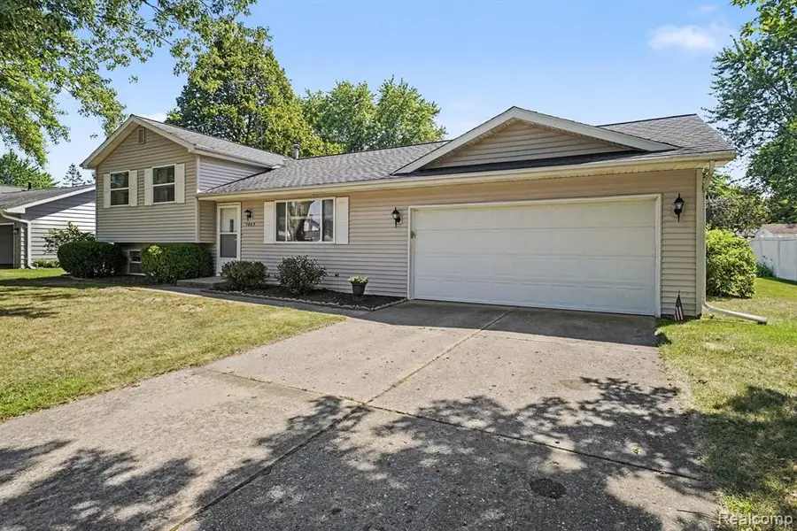 7083 Fairgrove, Swartz Creek, MI 48473 - #3