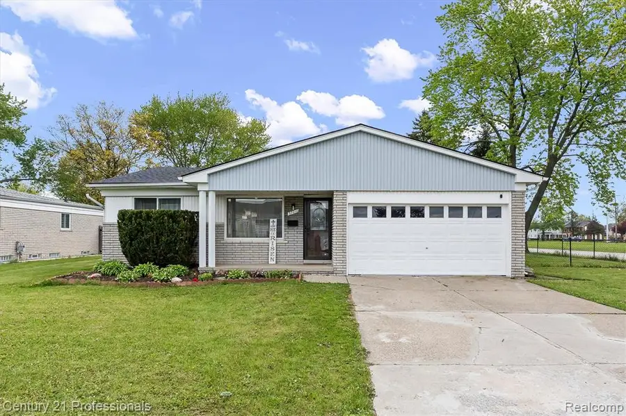 37010 Calka, Sterling Heights, MI 48310 - #2