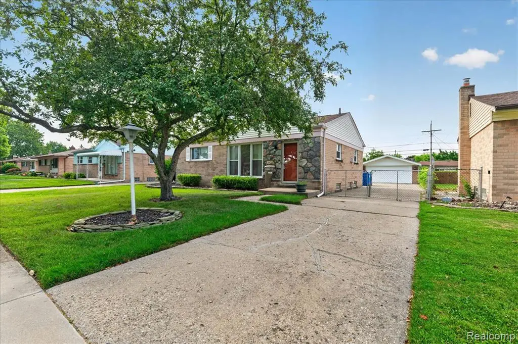 11908 Stamford, Warren, MI 48089 - #1