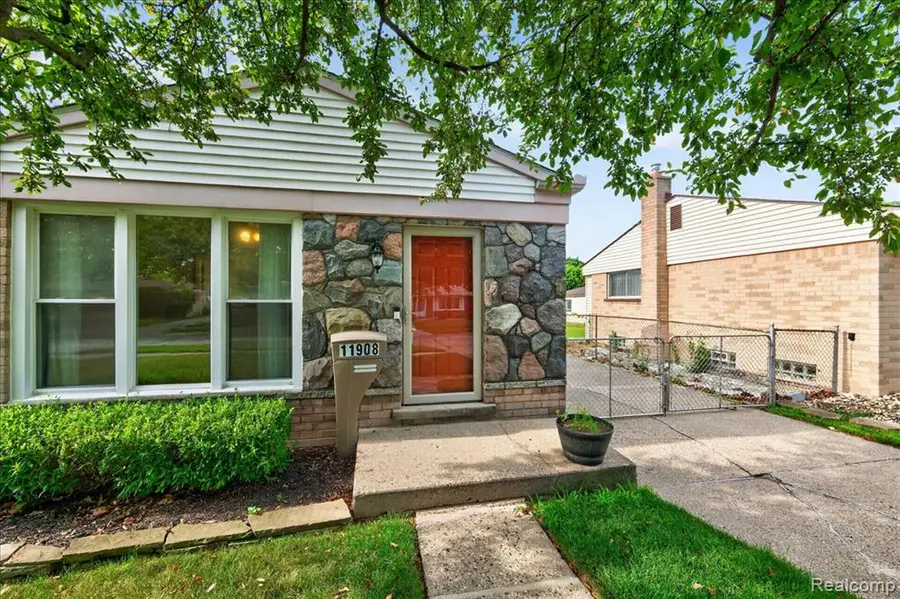 11908 Stamford, Warren, MI 48089 - #3