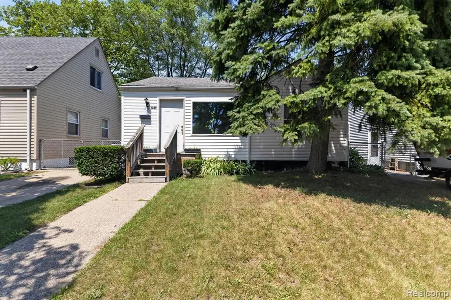 1029 E Woodruff, Hazel Park, MI 48030 - #2