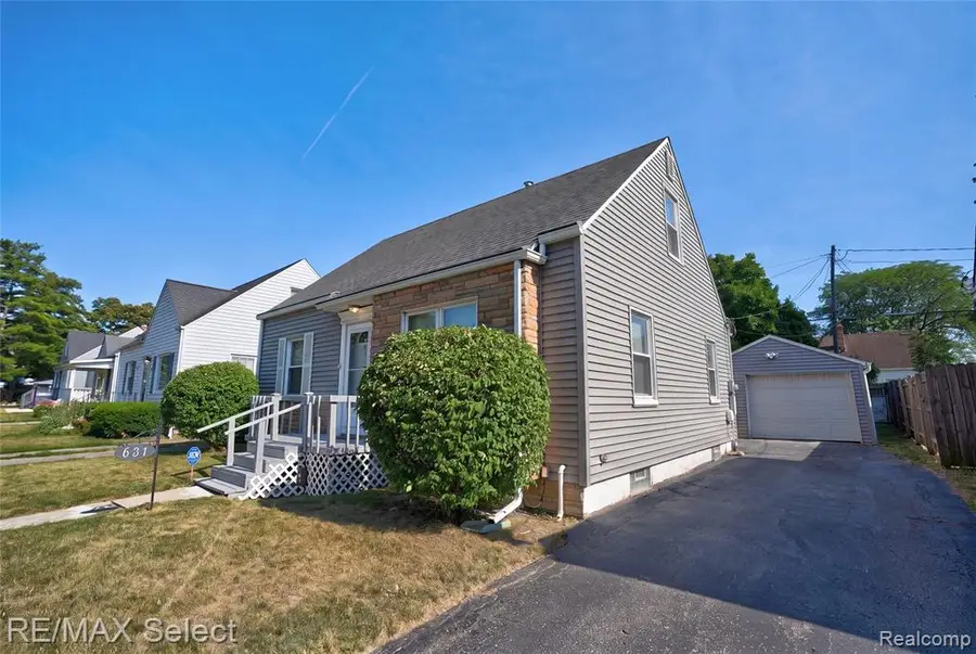 631 Alvord, Flint, MI 48507 - #3