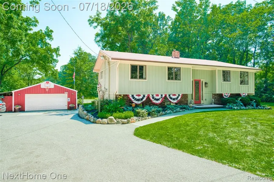4423 Mason, Howell, MI 48843 - #2