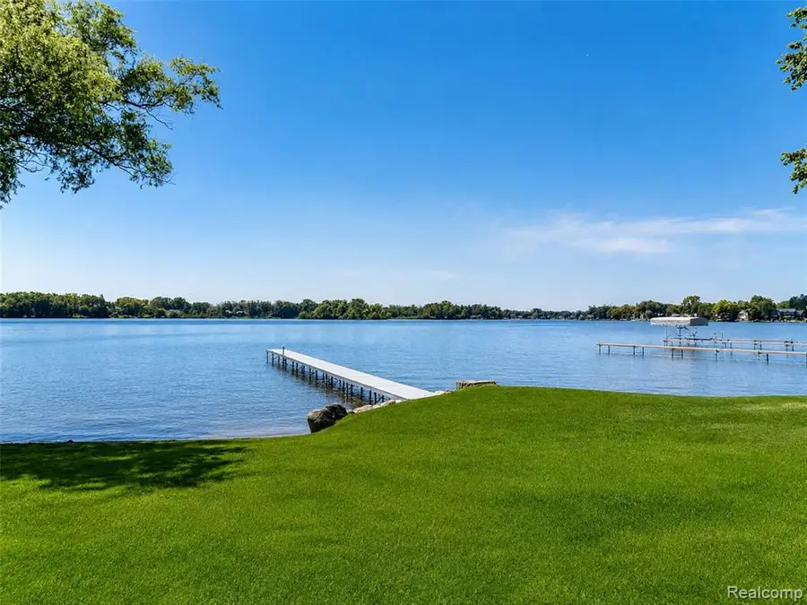 2545 Cedar Key, Orion, MI 48360 - #2