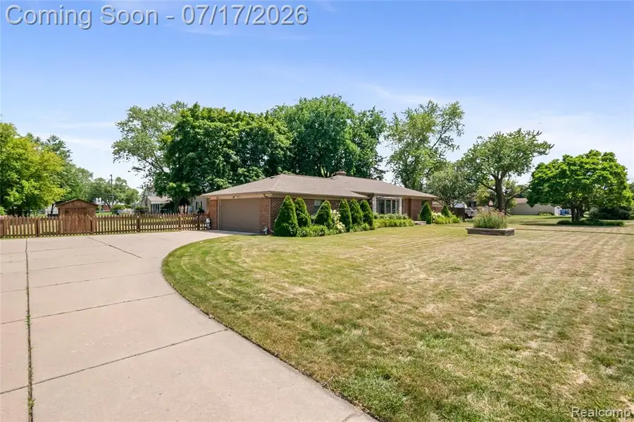 27200 Milton, Warren, MI 48092 - #3