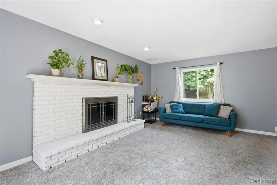 5385 Milane, Clarkston, MI 48346 - #3