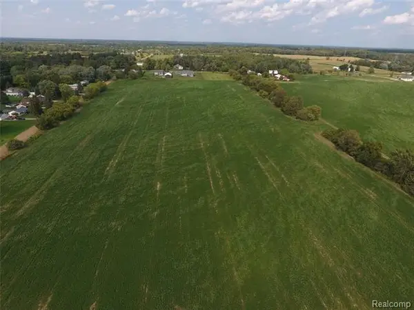 VL E Richfield, Davison, MI 48423