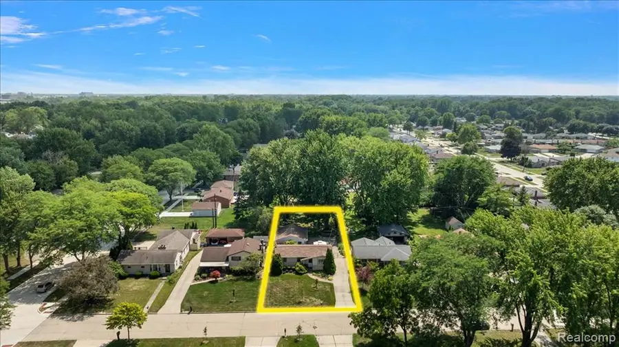 5242 Mansfield, Sterling Heights, MI 48310 - #3