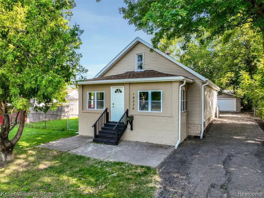 18335 E 11 Mile, Roseville, MI 48066 - #3