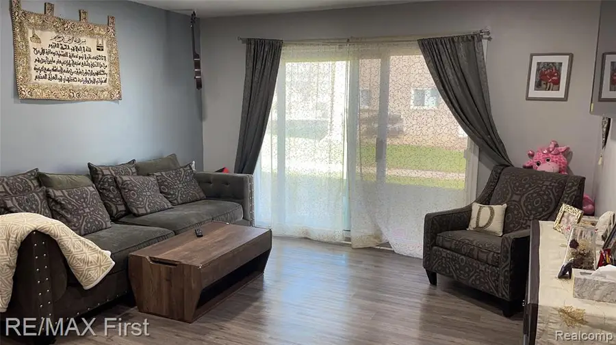 29106 Lund, Warren, MI 48093 - #2