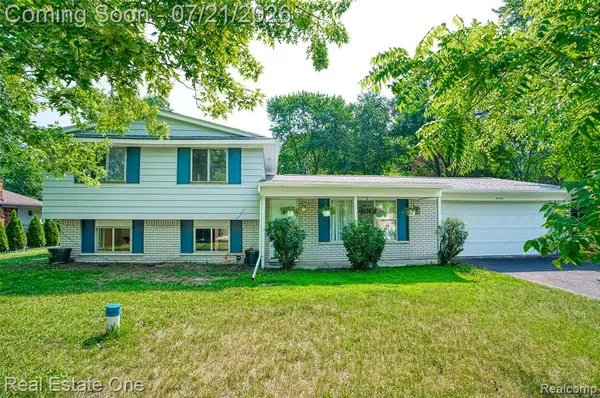 4069 Village, Brighton, MI 48114