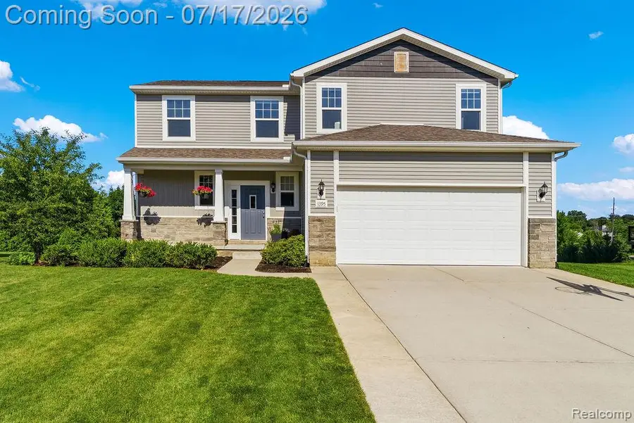 1395 Douglas Fir, Howell, MI 48843 - #3
