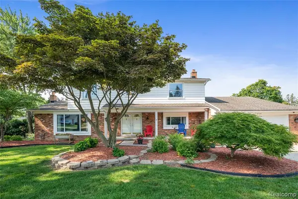 3739 Fife, West Bloomfield, MI 48323