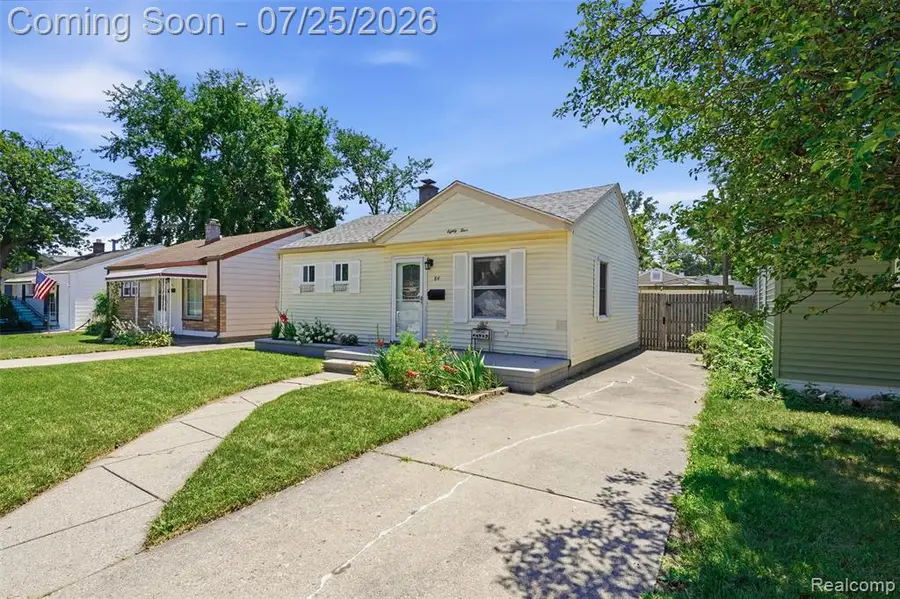 84 E Kalama, Madison Heights, MI 48071 - #2