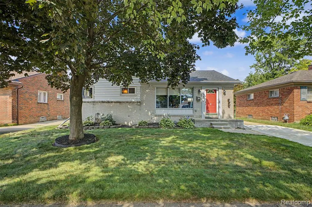 9904 Fox, Allen Park, MI 48101 - #1