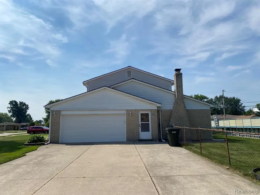 36745 Rowe, Sterling Heights, MI 48312 - #3