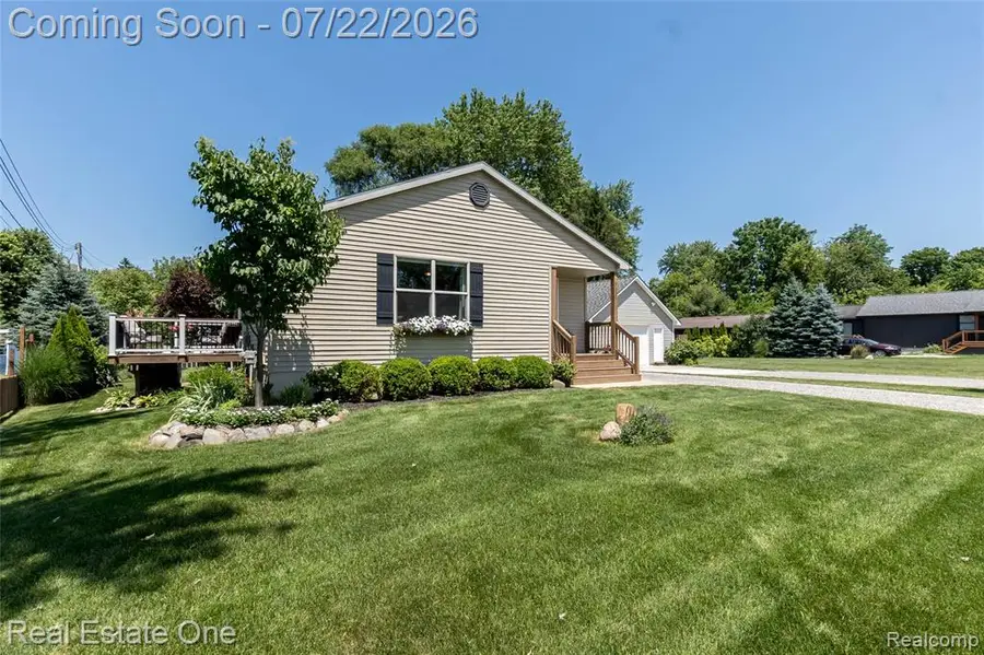 9331 Clifton, Northville, MI 48168 - #2