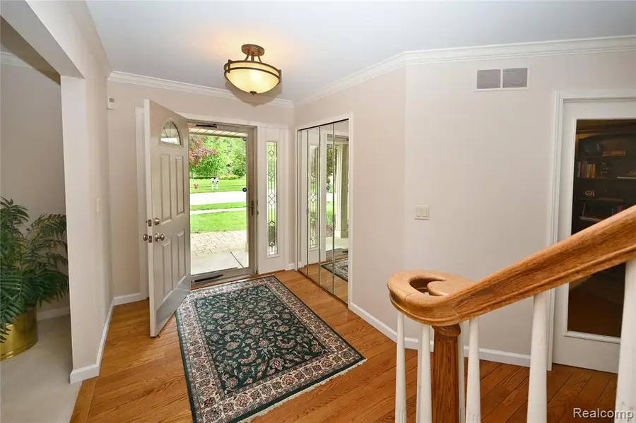 1958 Chancery, Troy, MI 48085 - #3