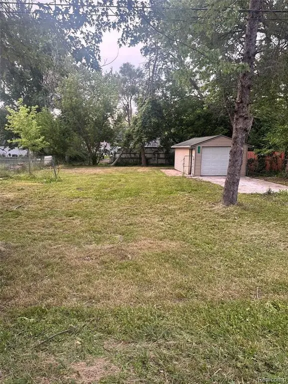 1625 Melinda, Owosso, MI 48867