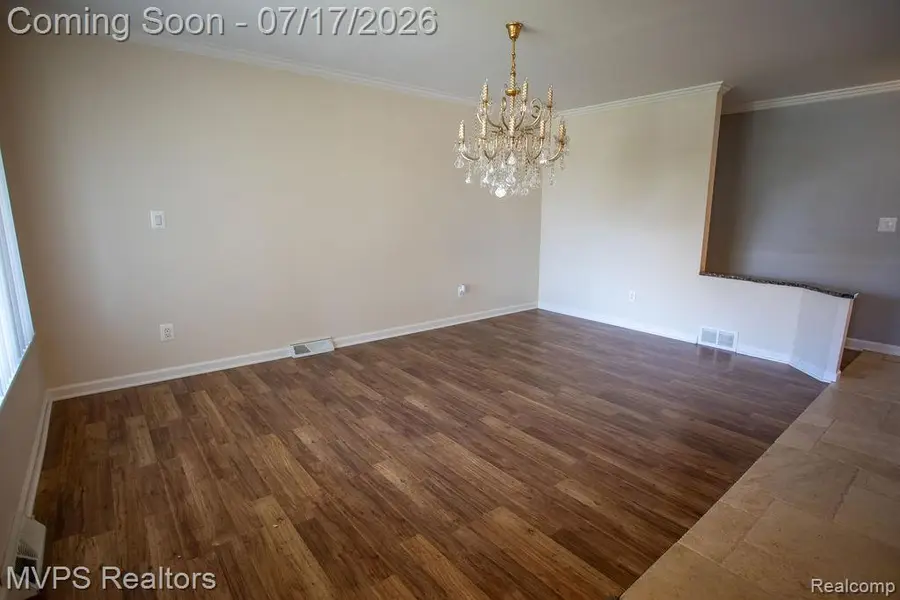35470 Dearing, Sterling Heights, MI 48312 - #2