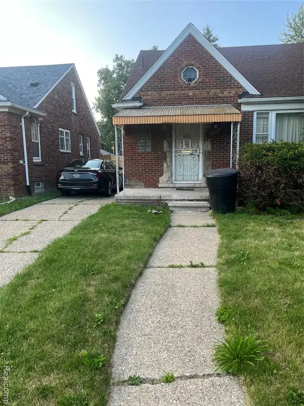15225 Edmore, Detroit, MI 48205