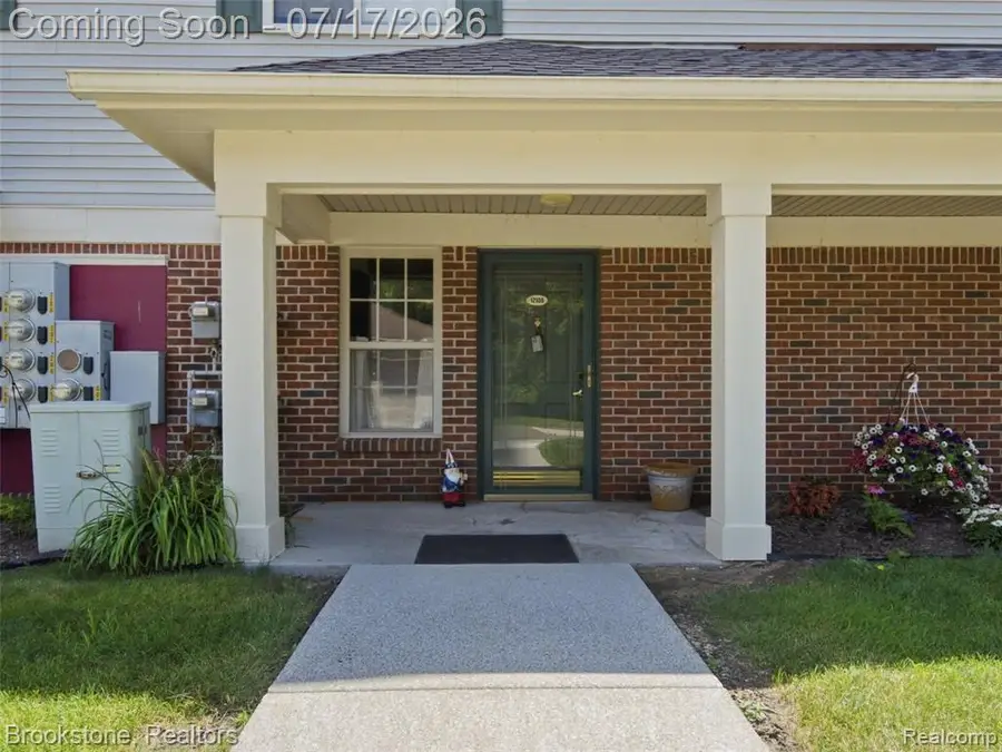 12108 Pinehurst, Grand Blanc, MI 48439 - #3