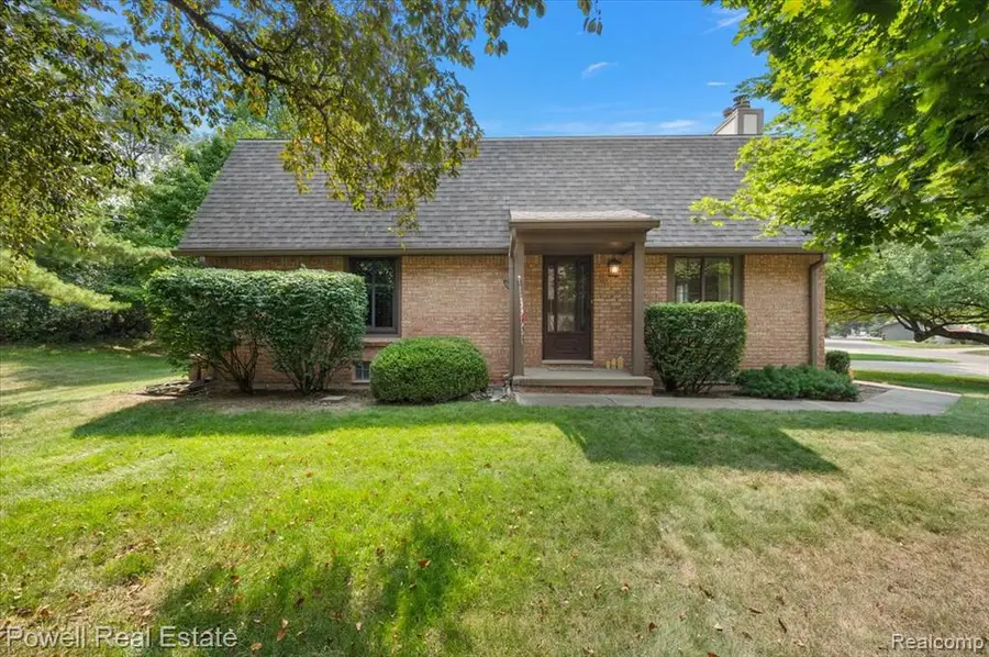 1938 Allenway, Rochester Hills, MI 48309 - #3