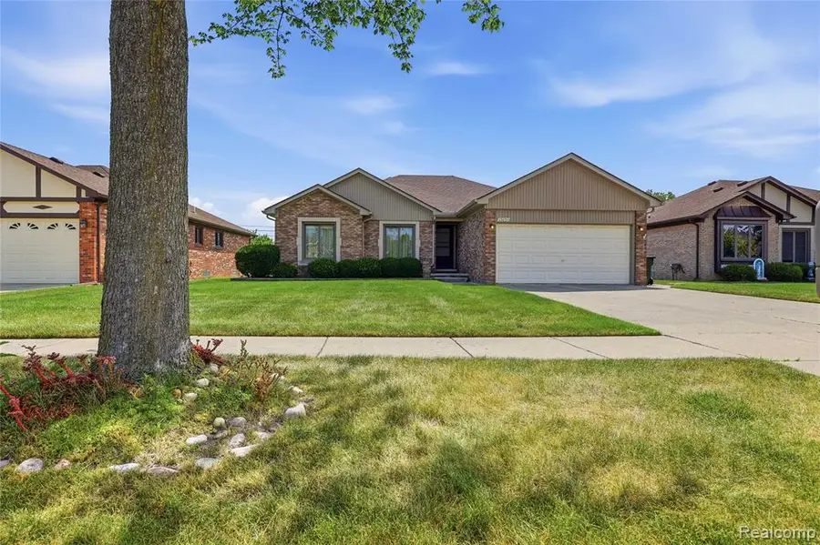 35654 Wellston, Sterling Heights, MI 48312 - #2