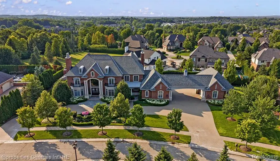 2902 Addison, Rochester, MI 48306 - #3