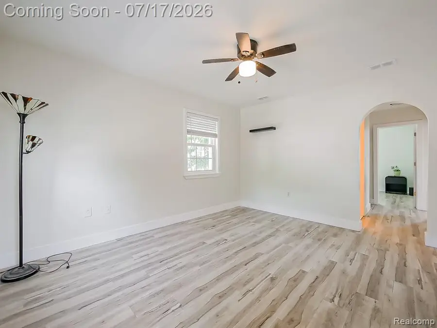 3855 18th, Wyandotte, MI 48192 - #2