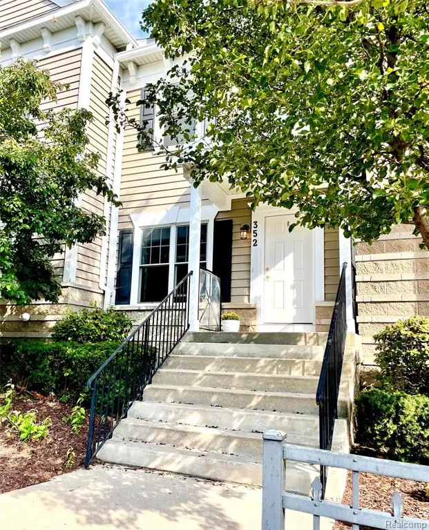 352 W Grand River #3, East Lansing, MI 48823 - #1