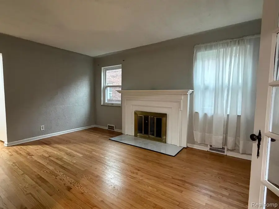 10441 Roxbury, Detroit, MI 48224 - #3