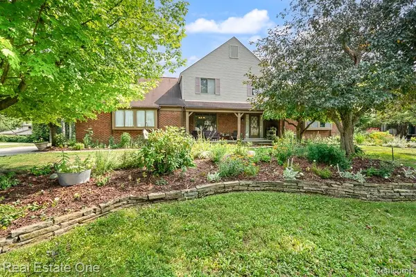 2355 Hillendale, Rochester Hills, MI 48309