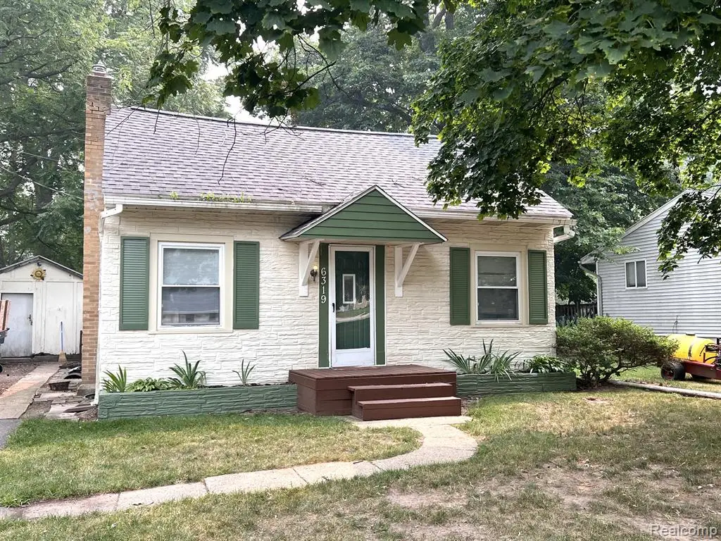 6319 S Washington, Lansing, MI 48911 - #1