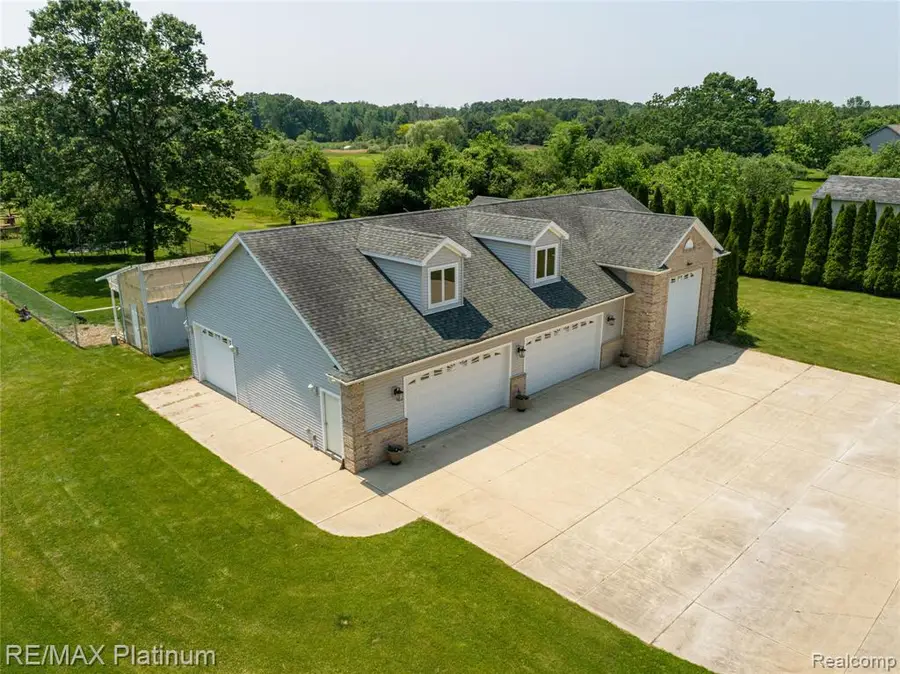 8922 Mcclements, Brighton, MI 48114 - #2